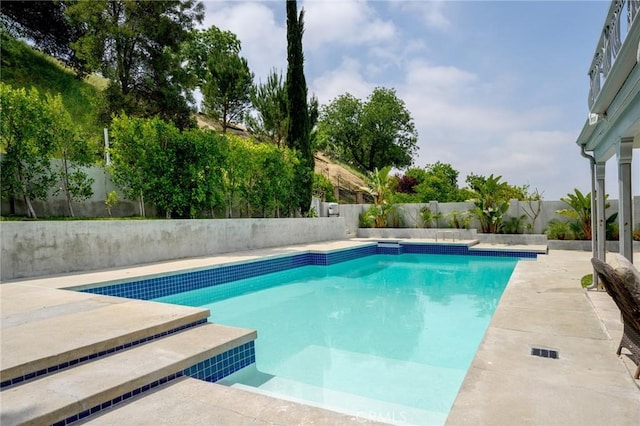 7980 Hollywood Way, Sun Valley, CA 91352 - view of swimming pool with a fenced backyard, a patio area, and a fenced in pool