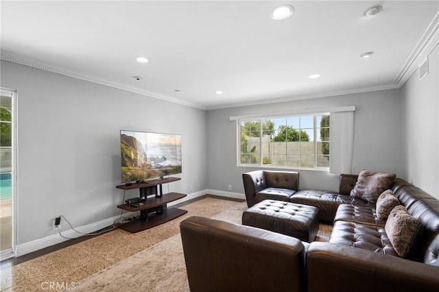 7980 Hollywood Way, Sun Valley, CA 91352 - living room featuring baseboards, crown molding, and recessed lighting