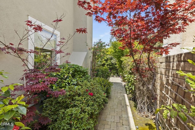 2113 Doral Ct, Oxnard, CA 93036 - view of property exterior with stucco siding and fence