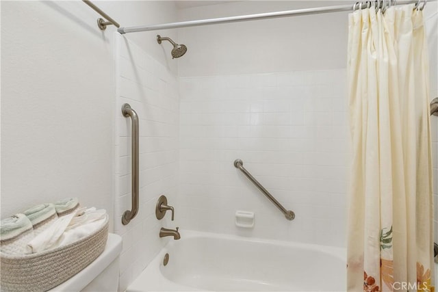 1 Valencia Dr, Rancho Mirage, CA 92270 - bathroom with shower / tub combo with curtain and toilet