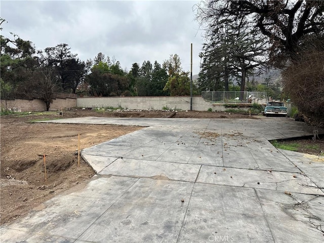 1185 E Altadena Dr, Altadena, CA 91001