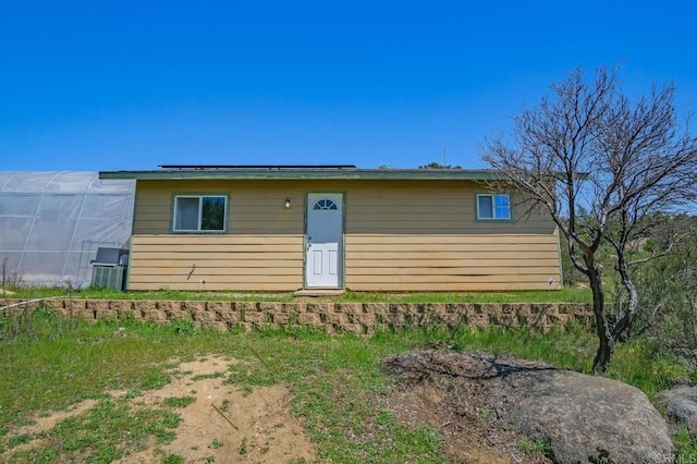 3465 Barrett Vw, Alpine, CA 91901 - single story home featuring roof mounted solar panels, an outdoor structure, and an exterior structure