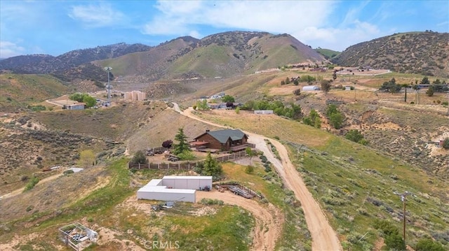 770 Roads End, Lebec, CA 93243 - bird's eye view featuring a rural view and a mountain view