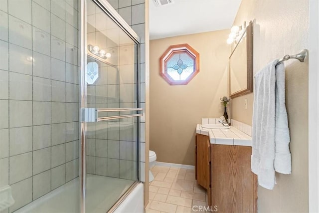 770 Roads End, Lebec, CA 93243 - full bathroom with toilet, visible vents, baseboards, bath / shower combo with glass door, and vanity