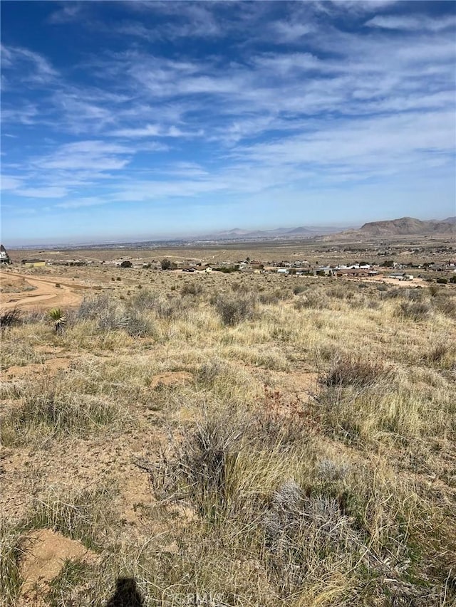 23 Outpost Rd, Apple Valley, CA 92308