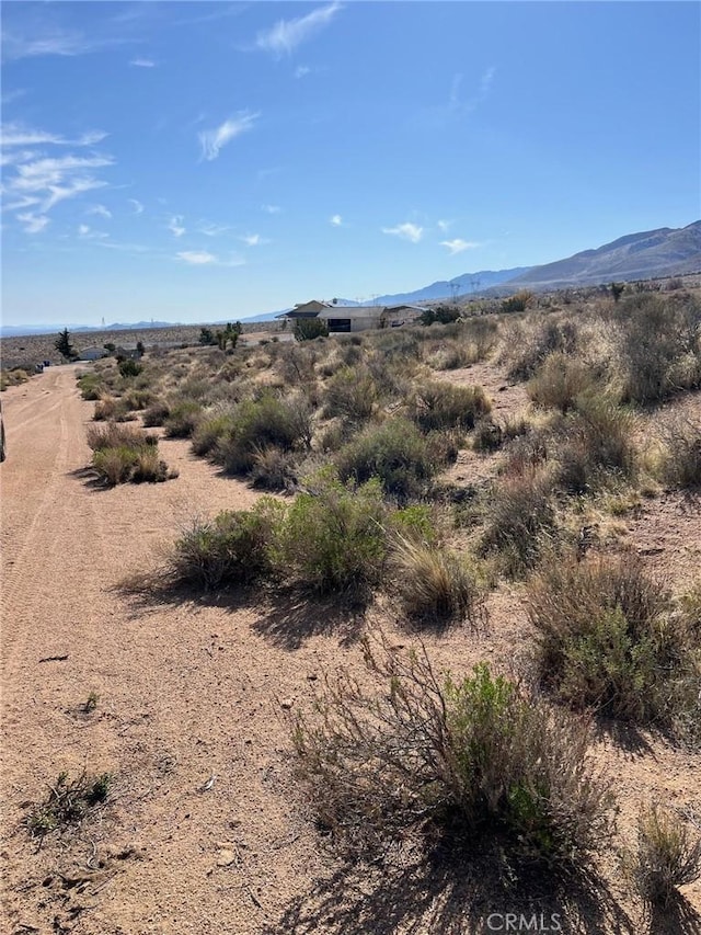 23 Outpost Rd, Apple Valley, CA 92308