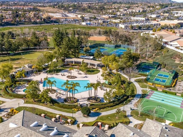 birds eye view of property featuring a mountain view