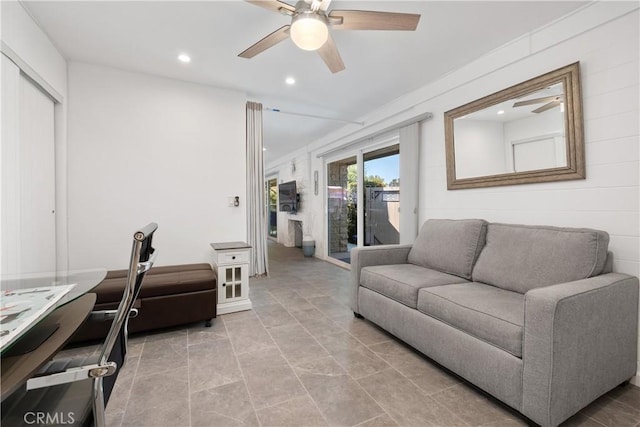27071 Calle Caballero Unit B, San Juan Capistrano, CA 92675 - living room with ceiling fan and recessed lighting