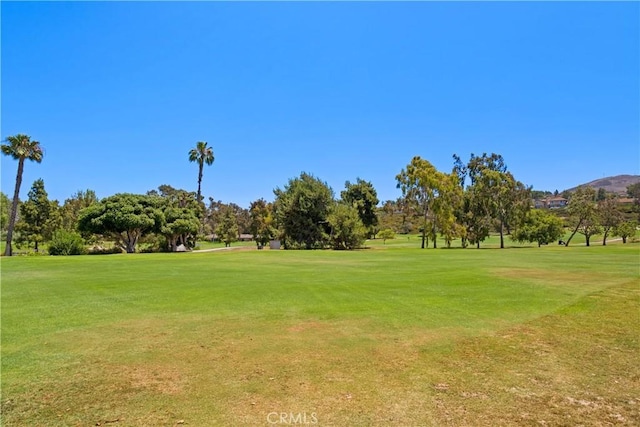 27071 Calle Caballero Unit B, San Juan Capistrano, CA 92675 - surrounding community featuring a yard and golf course view