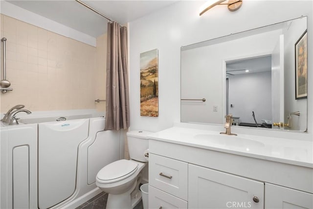 27071 Calle Caballero Unit B, San Juan Capistrano, CA 92675 - full bath featuring vanity, toilet, and shower / bath combo