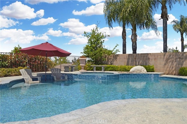13622 Canyon Crest Rd, Yucaipa, CA 92399 - view of swimming pool with a pool with connected hot tub