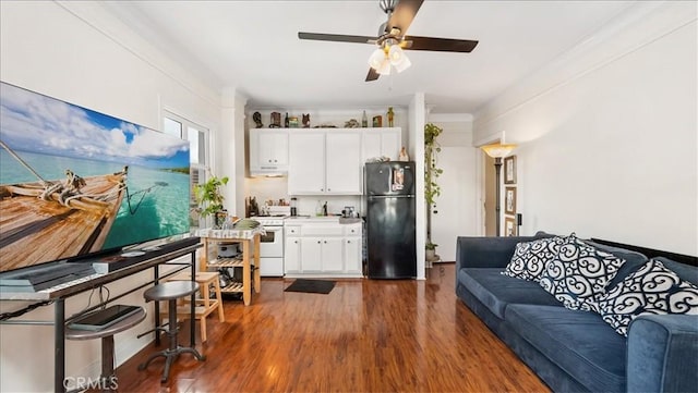 140 Linden Ave Unit 962, Long Beach, CA 90802 - living area with a ceiling fan and dark wood-type flooring