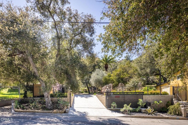7572 Mcgroarty Ter, Tujunga, CA 91042 - view of home's community featuring fence and stairs