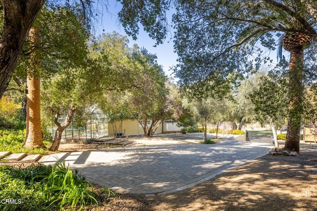 7580 Mcgroarty Ter, Tujunga, CA 91042 - view of property's community
