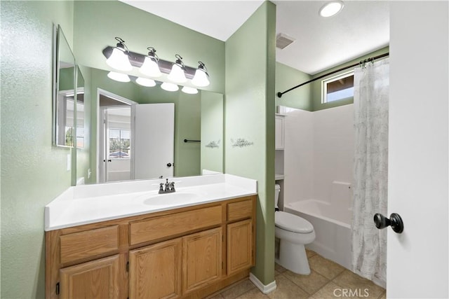 1044 Jude Ct, San Jacinto, CA 92583 - bathroom with toilet, vanity, shower / bath combo, and tile patterned flooring