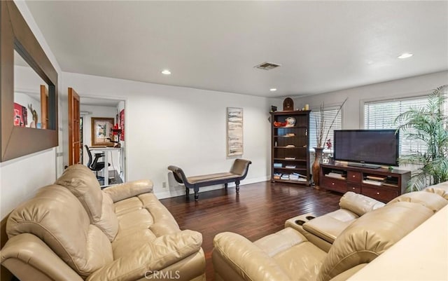5048 W 121st St, Hawthorne, CA 90250 - living area with wood finished floors, baseboards, and recessed lighting