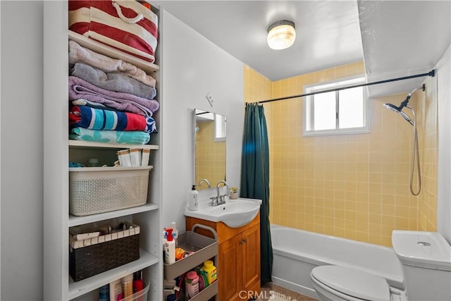 641 Sunnyhill Dr, Los Angeles, CA 90065 - full bath featuring toilet, shower / bath combo, and vanity