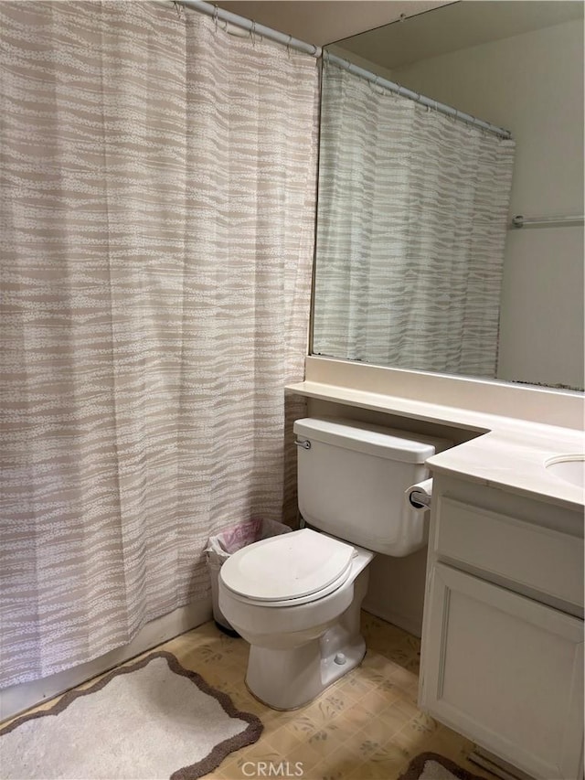 5314 Carlo Ct, Palmdale, CA 93552 - full bathroom featuring vanity and a shower with curtain