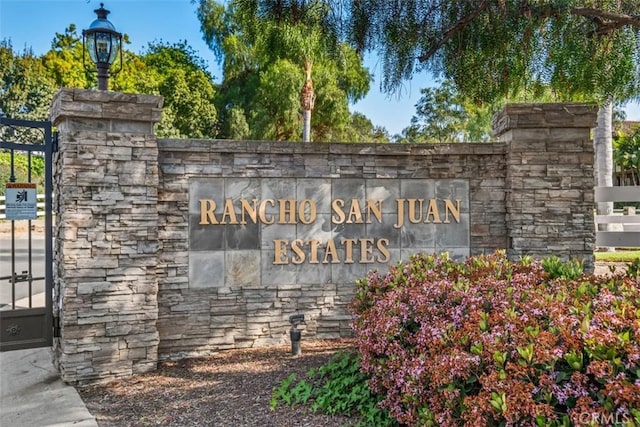 31271 Via Fajita, San Juan Capistrano, CA 92675 - view of community sign