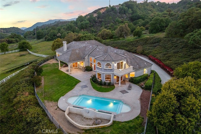41653 Oak Trail Ct, Murrieta, CA 92562 - view of swimming pool with a patio and a mountain view