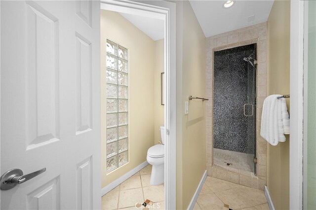 3113 San Anseline Ave, Long Beach, CA 90808 - full bath featuring a shower stall, tile patterned floors, baseboards, toilet, and recessed lighting