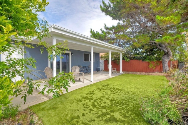 3113 Buena Hills Dr, Oceanside, CA 92056 - view of yard with a patio