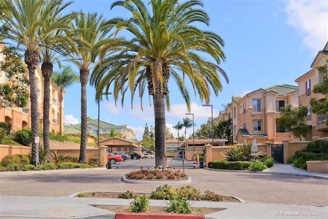 12370 Carmel Country Rd Unit 305, San Diego, CA 92130 - view of community with a residential view, a gate, and fence