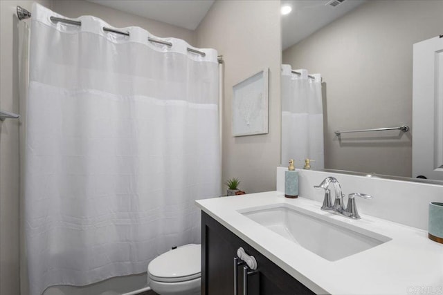 1840 Mint Unit 6, Chula Vista, CA 91915 - bathroom featuring vanity and a shower with curtain