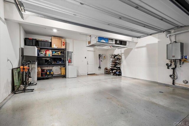 1840 Mint Unit 6, Chula Vista, CA 91915 - garage featuring water heater
