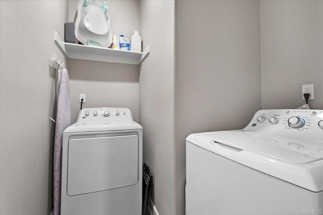 1840 Mint Unit 6, Chula Vista, CA 91915 - laundry room with independent washer and dryer