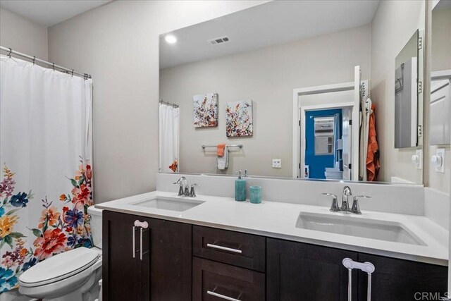 1840 Mint Unit 6, Chula Vista, CA 91915 - full bath featuring double vanity and a shower with shower curtain