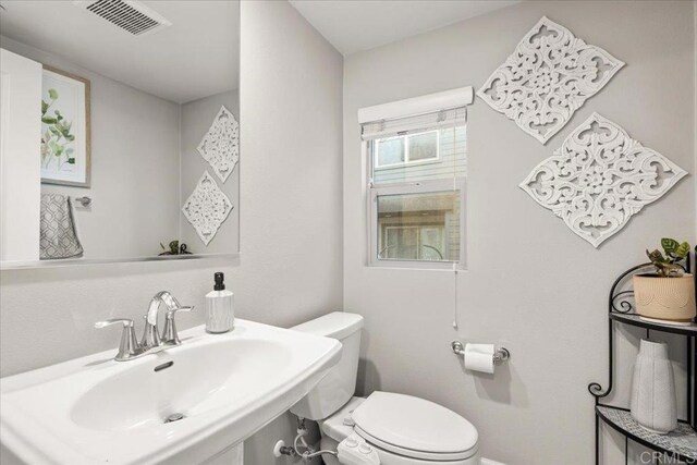 1840 Mint Unit 6, Chula Vista, CA 91915 - bathroom with toilet and a sink