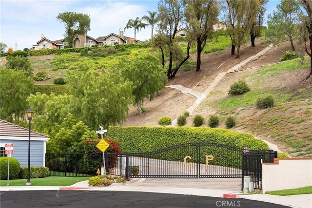 740 S Crown Pointe Dr, Anaheim Hills, CA 92807 - photo 36