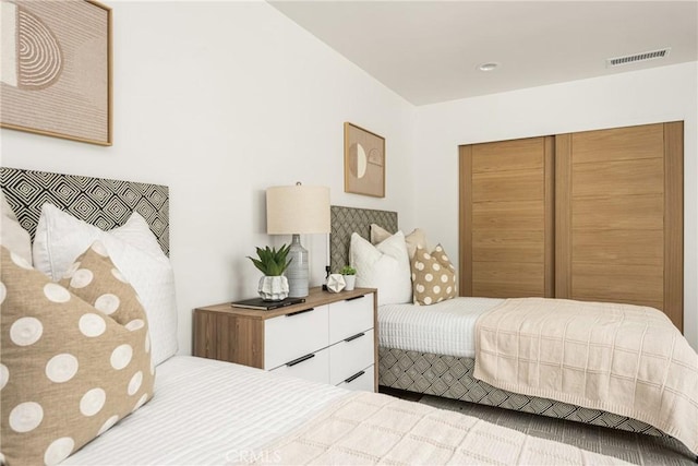 2153 Stanbridge Ave, Long Beach, CA 90815 - view of bedroom