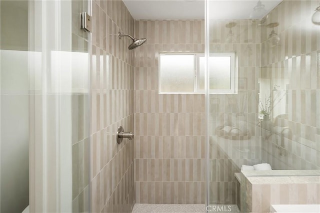 2153 Stanbridge Ave, Long Beach, CA 90815 - bathroom with a stall shower
