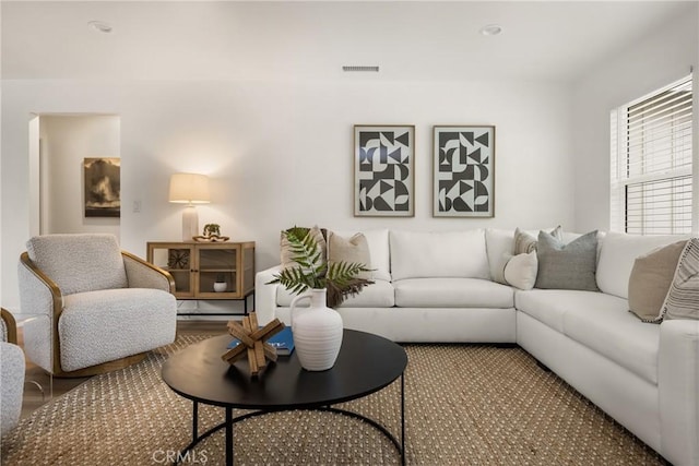 2153 Stanbridge Ave, Long Beach, CA 90815 - view of living area