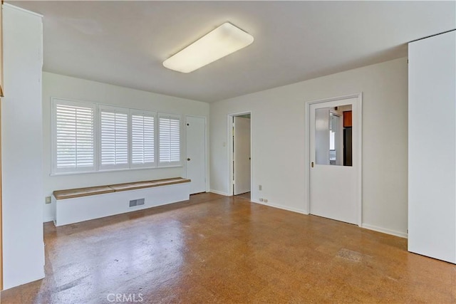 2175 Queensberry Rd, Pasadena, CA 91104 - unfurnished room with concrete flooring and baseboards
