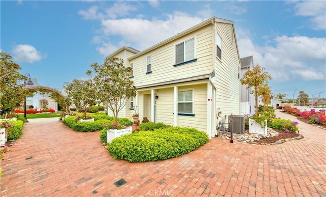 view of front of home featuring central AC unit