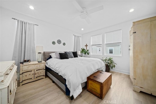 bedroom featuring light wood-style floors, recessed lighting, and ceiling fan