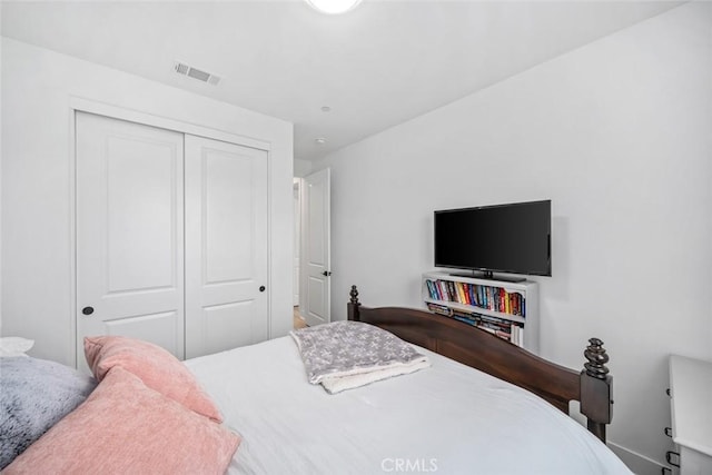bedroom with a closet