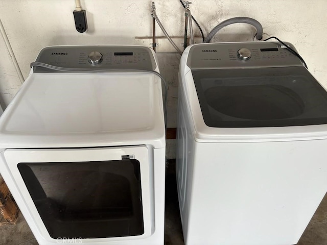 12406 Benson Ave, Chino, CA 91710 - laundry room with washing machine and dryer
