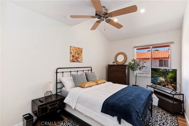 280 S Avenida Caballeros Unit 266, Palm Springs, CA 92262 - bedroom with wood finished floors, lofted ceiling, a ceiling fan, recessed lighting, and baseboards