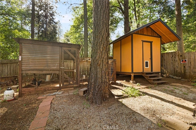 14315 Troy Way, Magalia, CA 95954 - view of poultry coop featuring a fenced backyard