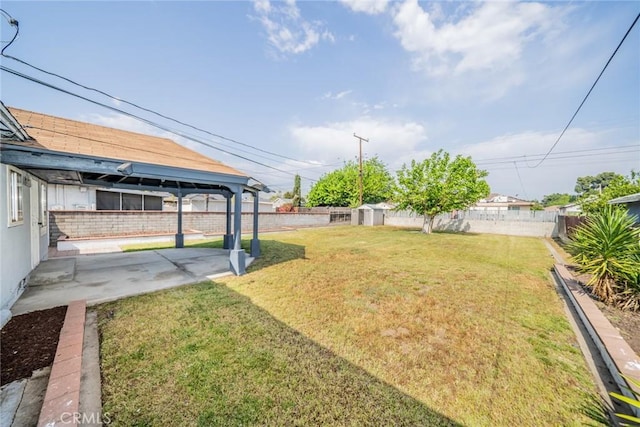 3465 Sepulveda Ave, San Bernardino, CA 92404 - view of yard featuring a patio