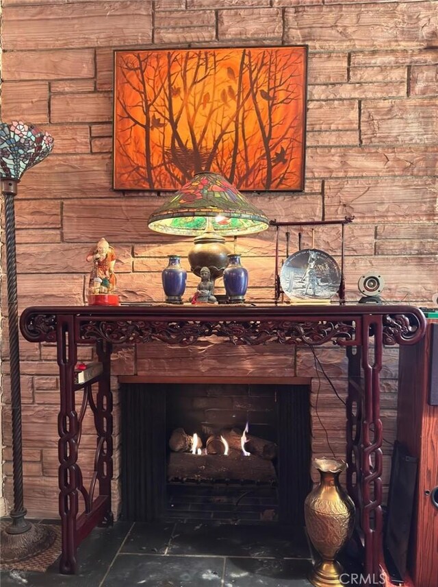 1600 N Hobart Blvd Unit 16, Los Angeles, CA 90027 - detailed view of wooden walls and a fireplace