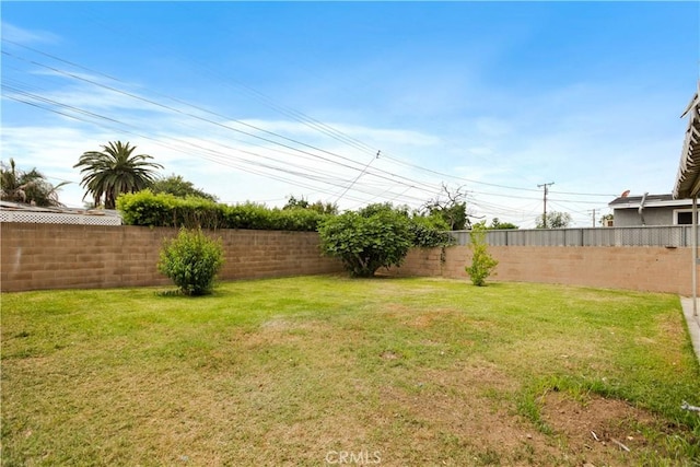 1808 W Palm Dr, West Covina, CA 91790 - view of yard