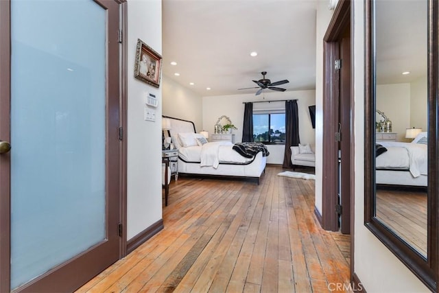 4950 Campo Rd, Woodland Hills, CA 91364 - bedroom with light wood-style floors and recessed lighting