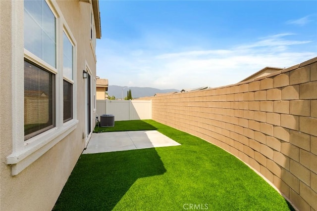 17210 Pioneer Way, San Bernardino, CA 92407 - fenced backyard featuring a patio