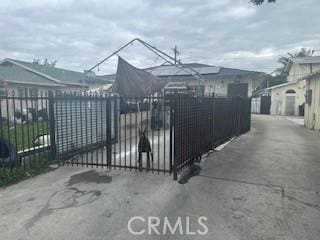 gate featuring fence