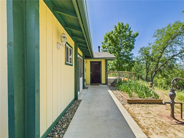 40170 Hillsborough Loop, Oakhurst, CA 93644 - view of property exterior featuring a shingled roof